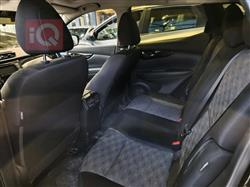 نيسان قاشقاي